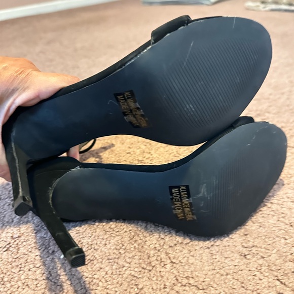 Mark and Maddux Black Ankle Strap High Heels - size 7.5 - Picture 6 of 6